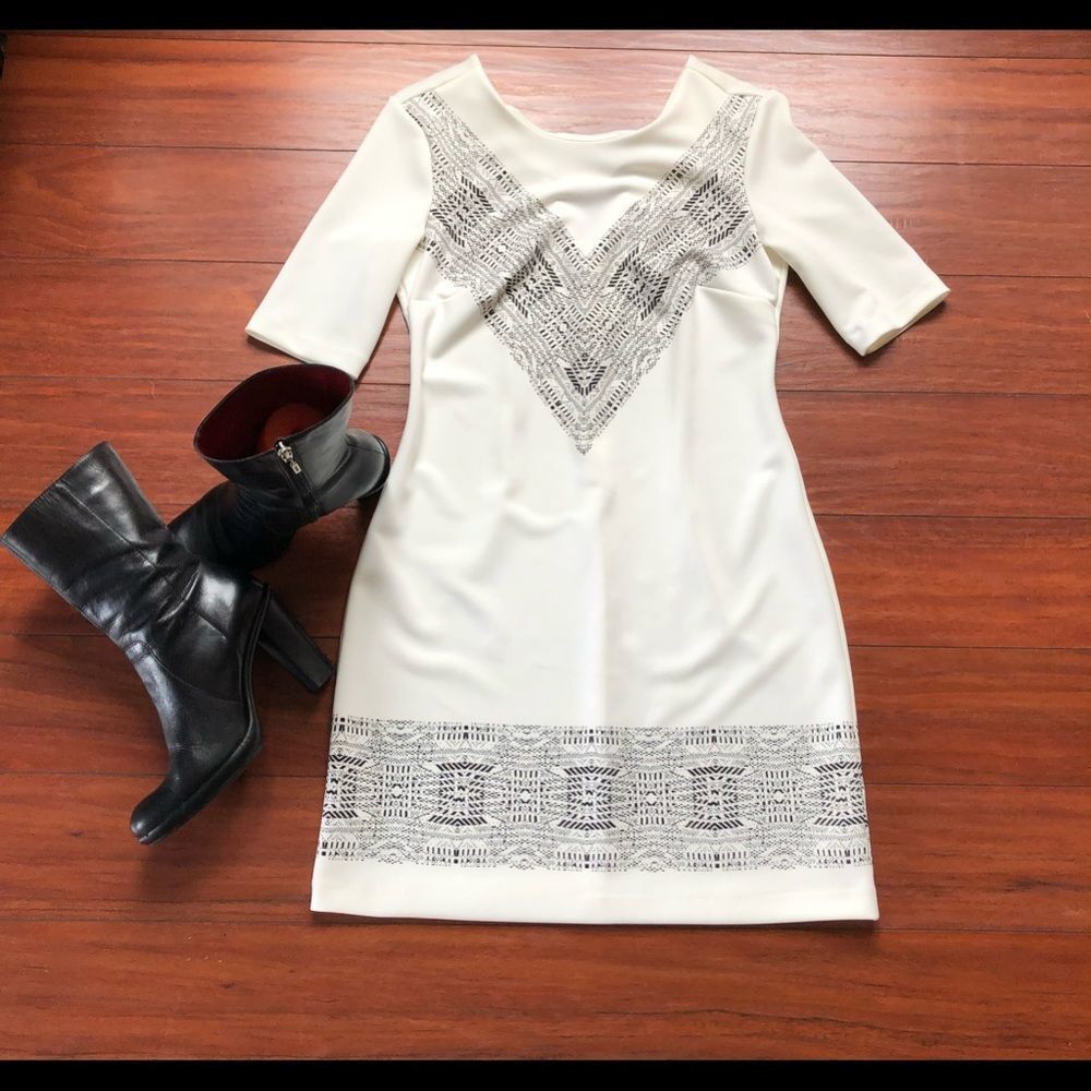 1.State Dress - Picture 2 of 12